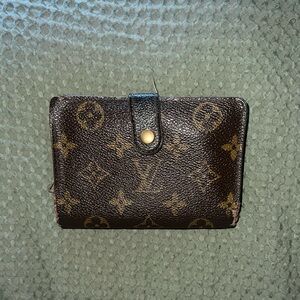 Louis Vuitton Brown Monogram Kisslock Wallet